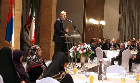 لاریجانی: دولت و مجلس تلاش کنند فشارهای اقتصادی بر مردم کشور کم اثرتر شود