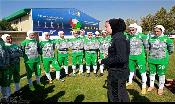 خسرویار: از شیخ سلمان خواستم از فوتبال زنان ایران حمایت کند