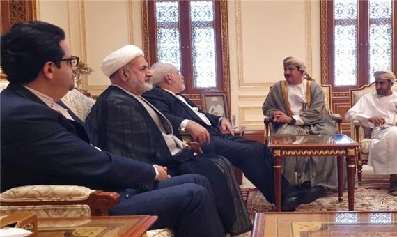 ظریف و وزیر دفتر سلطان قابوس دیدار کردند