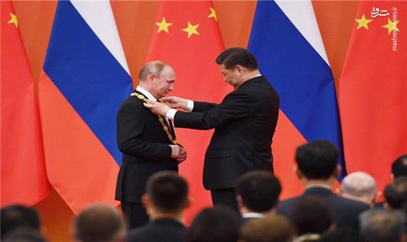 مسکو و پکن برای بحران منطقه کف می‌زنند