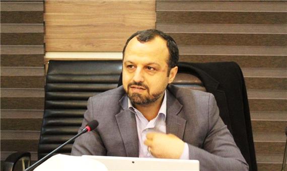 عضو کمیسیون اقتصادی مجلس: صادرکنندگان به رفع تنگناهای ارزی دولت کمک کنند