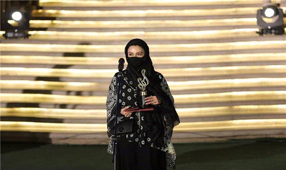 پوشش لحظه به لحظه جشن حافظ/ حضور مریلا زارعی در جشن حافظ با ماسک