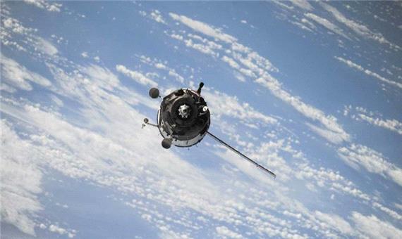 ماهواره قدیمی شوروی و بوستر راکت چینی از یک برخورد فاجعه‌بار فرار کردند
