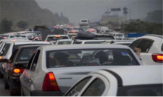 آخرین وضعیت ترافیکی جاده‌ها؛ ترافیک سنگین در ورودی پایتخت