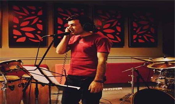 بازخوانی ترانه معروف «مرا ببوس» از طاهر قریشی