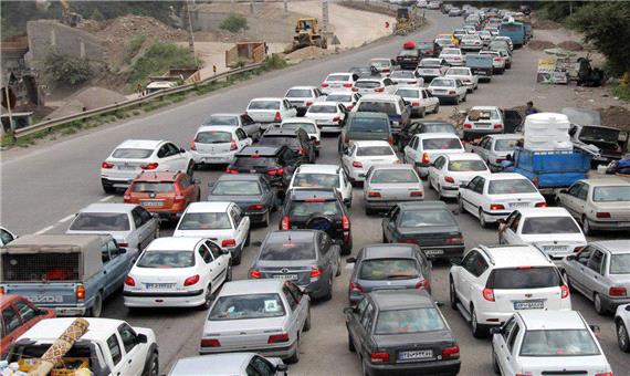 وضعیت ترافیکی راه‌های کشور؛ تردد در محور چالوس ممنوع شد