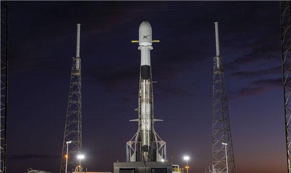 اسپیس ایکس نخستین دسته از ماهواره‌های استارلینک را از ساحل غربی آمریکا پرتاب کرد