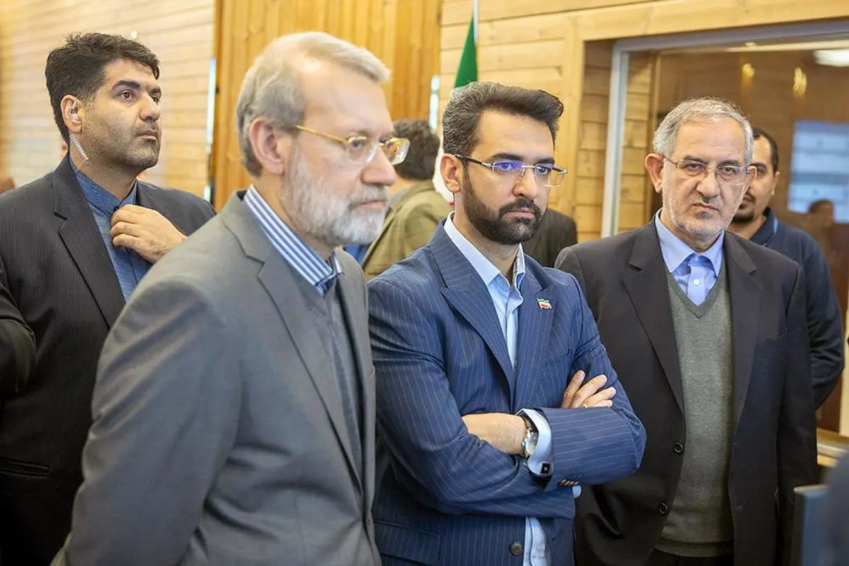 آذری جهرمی: قوه قضائیه به شورای نگهبان نامه زد که گزارش نهاد امنیتی علیه علی لاریجانی صحت ندارد