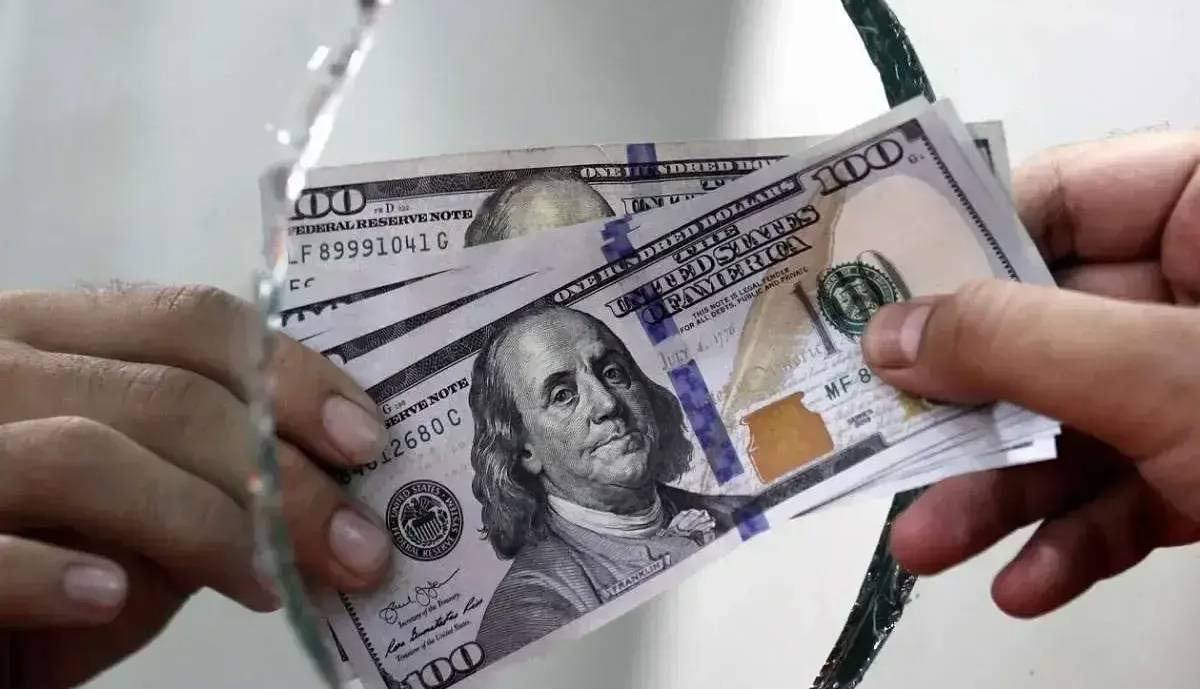 تکلیف دولت، واگذاری هوشمندانه ارز ترجیحی است نه حذف آن