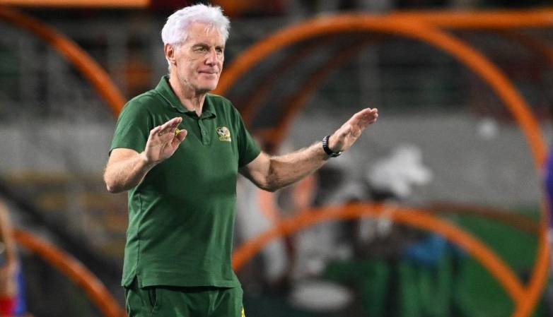 هوگو بروس جام ملت‌ها را شست و پهن کرد!