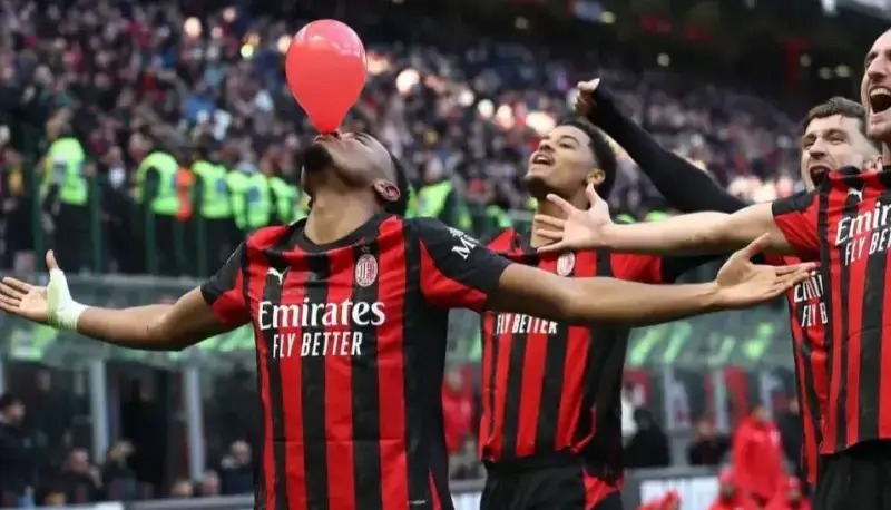 پیشنهاد فنرباغچه به مهاجم ناکام میلان رسید