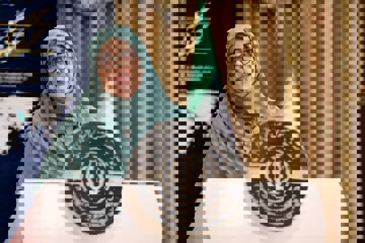 مهاجرانی: همه تلاش خود را برای بهبود وضع معیشت مردم به کار می‌گیریم