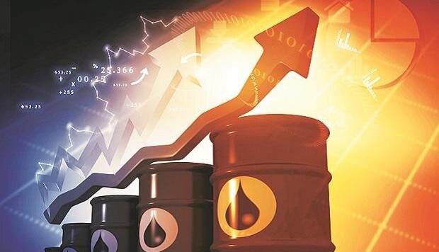 افزایش قیمت نفت در اولین روز معاملات ۲۰۲۶