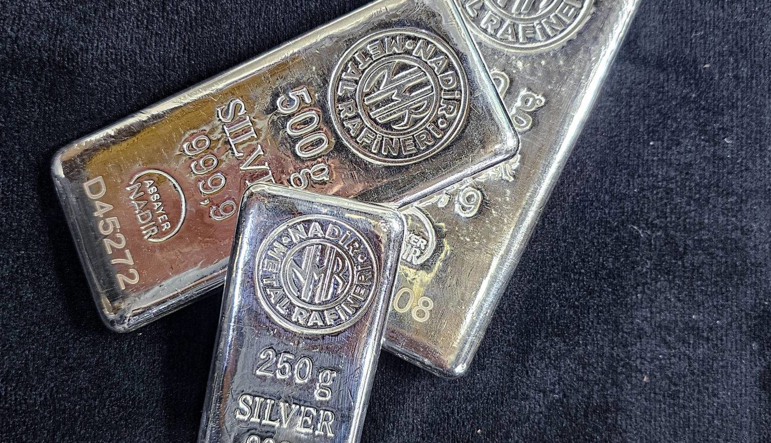 معاملات ثانویه صندوق‌های نقره آغاز شد