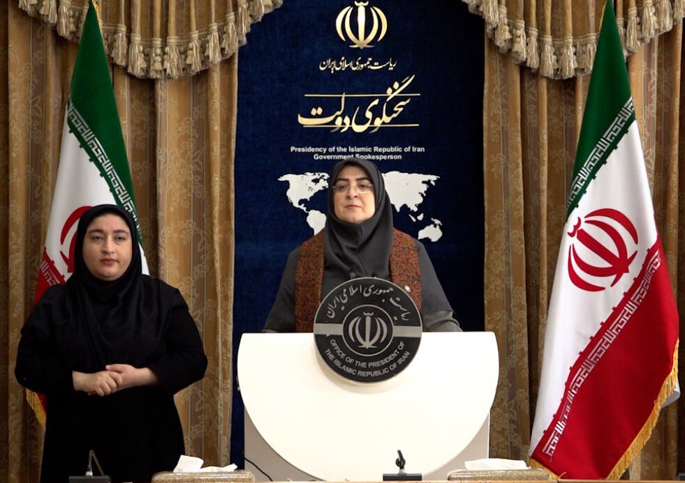 نشست سخنگوی دولت؛ از پاسخ به ادعای ترامپ درباره مذاکره تا قطعی اینترنت و بسته کمک به کسب‌و‌کارهای آنلاین