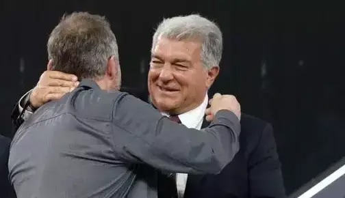 سرنخ مهم خوان لاپورتا درباره آینده فلیک