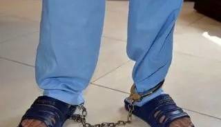 گفتگو با سارق وسواسی که پابرهنه سرقت میکرد