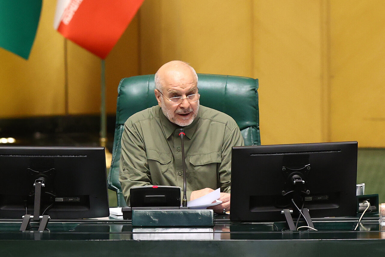 توضیحات رئیس مجلس درباره نحوه بررسی جداول بودجه ۱۴۰۵