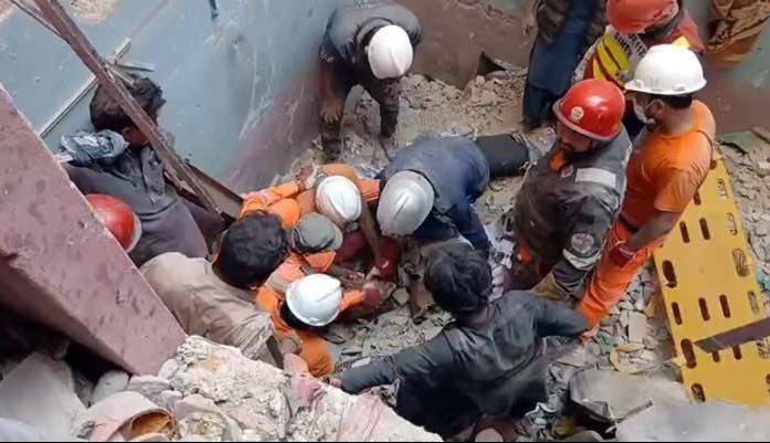 انفجار گاز شهری در کراچی پاکستان ۱۳ کشته برجا گذاشت