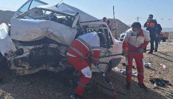 تصادف پراید با ساینا، سه کشته و پنج مصدوم برجا گذاشت