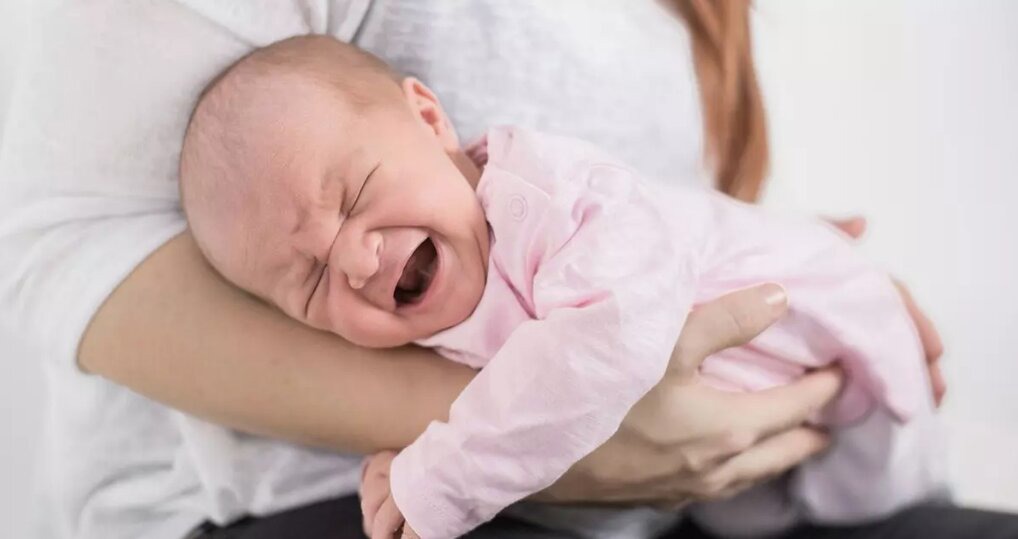 لحظات نفس‌گیر نجات مادر و نوزاد توسط اورژانس