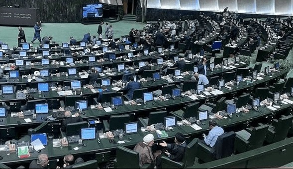 تحقیق و تفحص از ۶ بانک در دستور صحن علنی مجلس