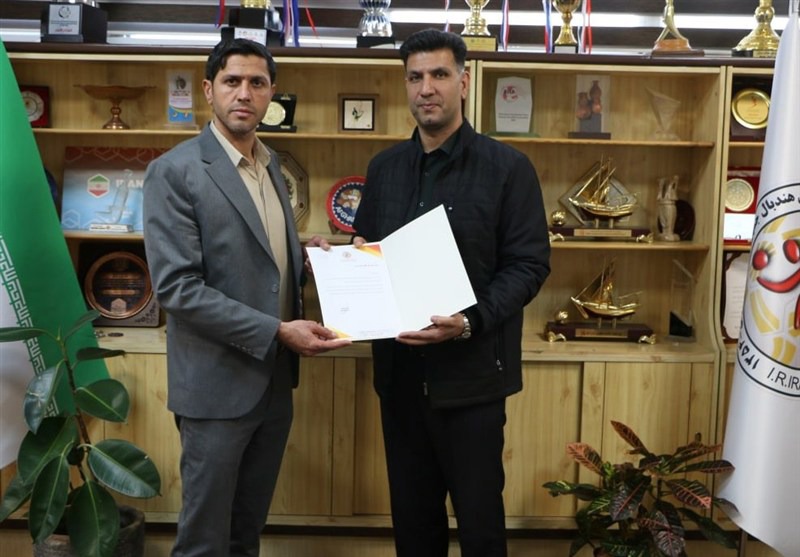 انتخاب رجبی به عنوان سرمربی تیم هندبال نوجوانان