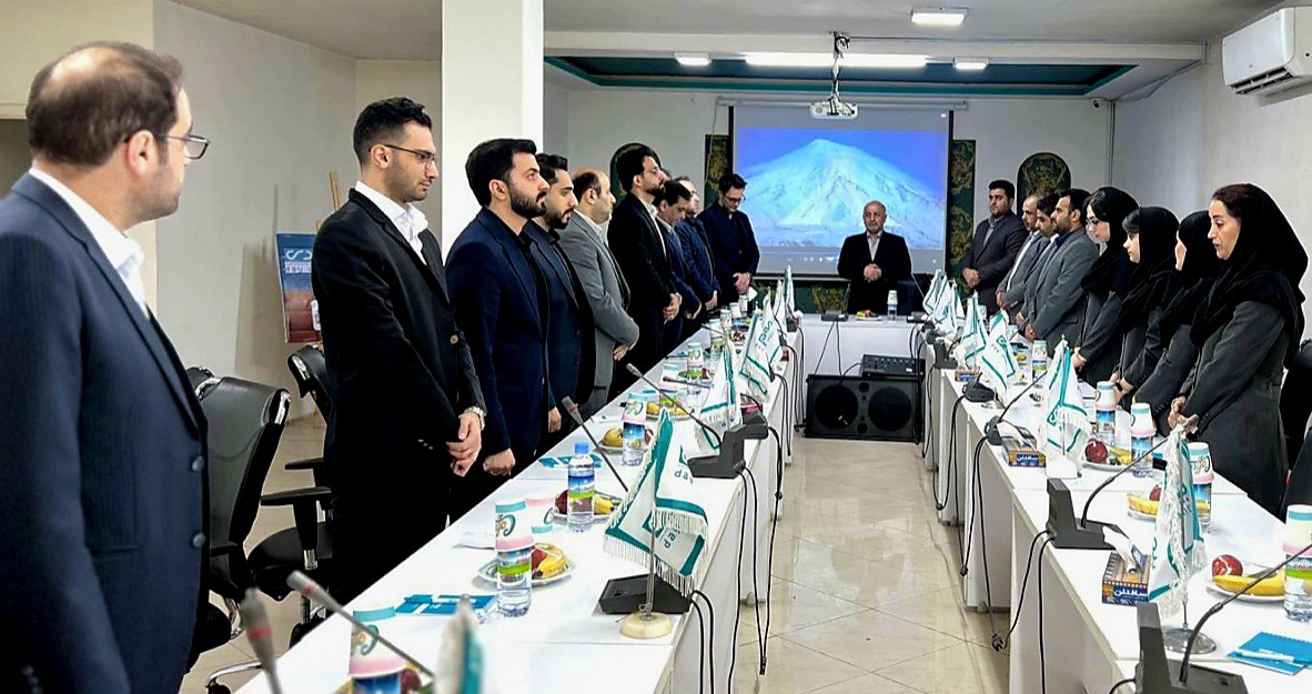 توسعه پایدار در بستر تحول دیجیتال سیاست شرکت بیمه دی در سال ۱۴۰۵