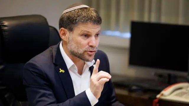 اسموتریج: نتانیاهو ترامپ را وادار به جنگ با ایران کرد