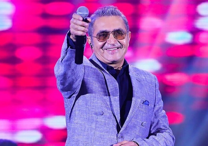 آهنگ «بیدارم» با صدای فریدون آسرایی