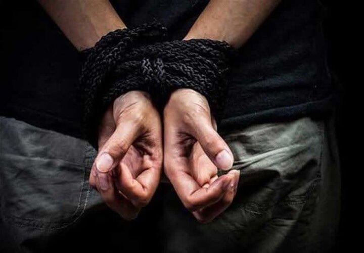 آزادی یک گروگان در عملیات ضربتی پلیس؛ متهمان تحت تعقیب هستند