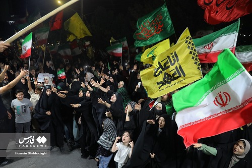 سرمقاله فرهیختگان/ باید برخاست