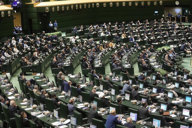آخرین وضعیت شاخص‌های اقتصادی و وضعیت نان پس از جنگ در دستور کار مجلس