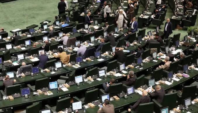 آغاز جلسه مجازی مجلس با حضور وزیر صمت