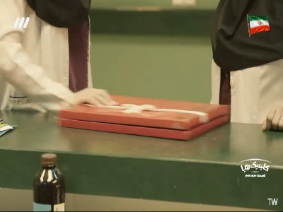 با یه جعبه شکلات کارو در آورد!