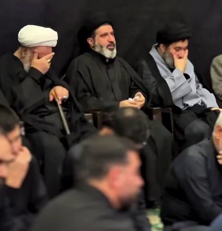 لحظاتی از مراسم هفتمین شب خاکسپاری امام شهید انقلاب