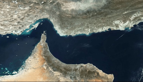 ادعای رویترز: ایران پیشنهاد عمان برای مدیریت مشترک تنگه هرمز را رد کرد