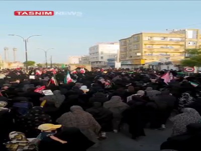 تشیع و تدفین شهید سینای ۲ ساله به همراه پدر و مادر در جزیره قشم⁩