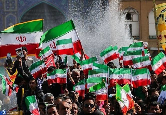 سرمقاله همشهری/ جنگ برای وحدت