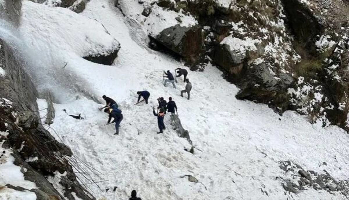 کشف بقایای اجساد ۵ کوهنورد در ارتفاعات نپال