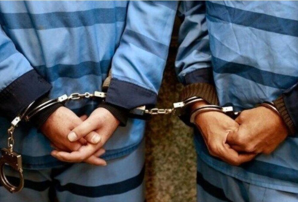 دستگیری دو سارق؛ قاپ‌زنی با موتورسیکلت سفید و کشف رازهای سرقت‌های متعدد | آخرین خبر