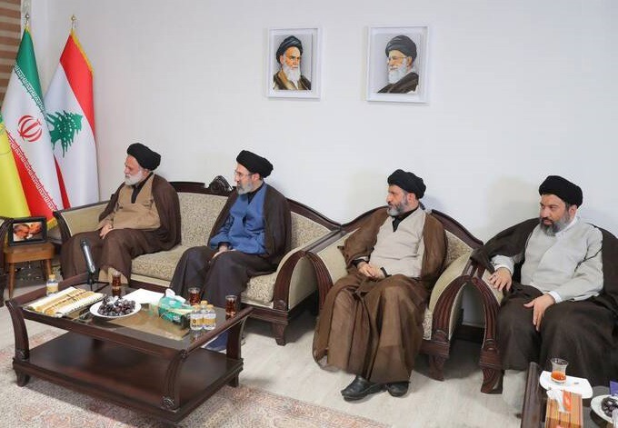 آیا رهبر شهید، مجلس خبرگان را از بررسی فرزندانشان در کمیته تعیین مصادیقِ رهبری نهی کردند؟ | آخرین خبر