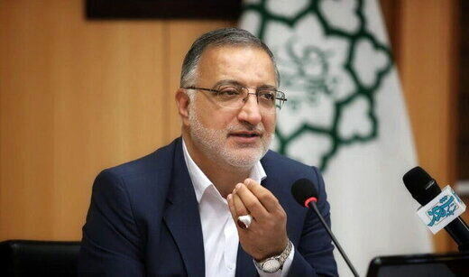 زاکانی درباره برقی‌سازی ناوگان: کلاهی سرمان گذاشتند که تا کمرمان آمده بود!