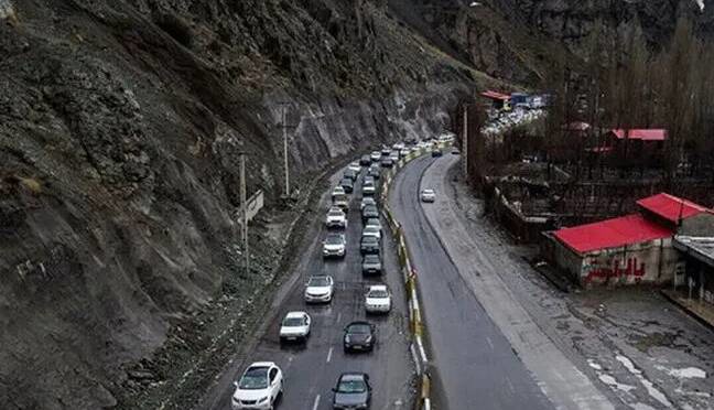 ترافیک سنگین در جاده چالوس و آزادراه تهران-شمال