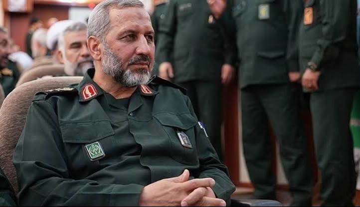 پاسخ سردار سیدمجید موسوی به زوج جوانی که حلقهٔ ازدواجشان را به رزمندگان هوافضای سپاه هدیه کردند