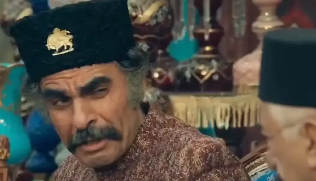 فال و خال و حال شما، هیچ به خان خدمتی‌ جماعت برازنده نیست؟!