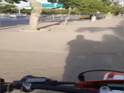 موتورسواری روی پل عابر پیاده!