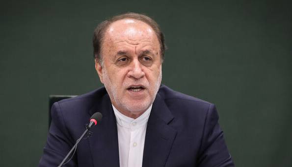 نایب رئیس مجلس: مردم ایران در انتظار غرق شدن آل ترامپ در تنگه هرمز هستند