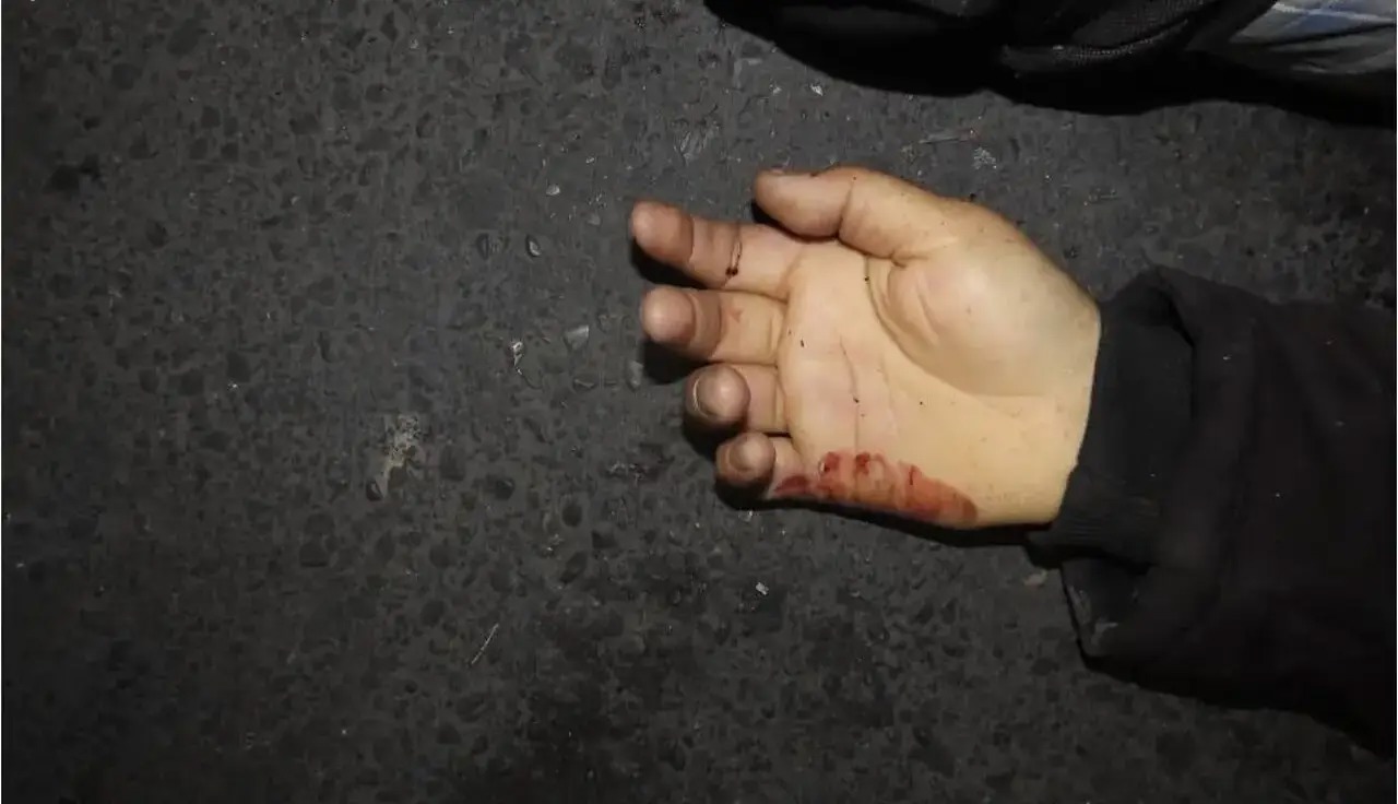 قتل پسر جوان مقابل چشمان پدر