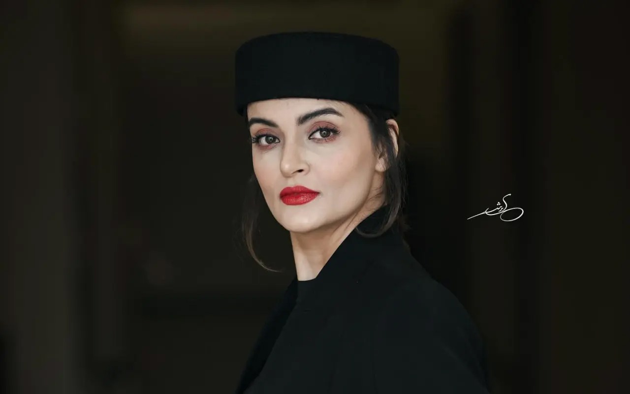 چهره ها/ انتخاب جذاب نیلوفر پارسا برای حضور جشنواره فیلم کوتاه